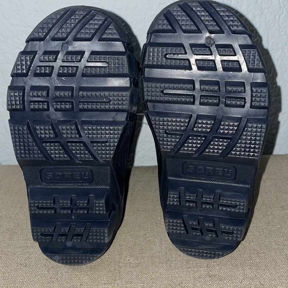 Sorel Kids’ Flurry Snow Boots - Picture 8 of 8